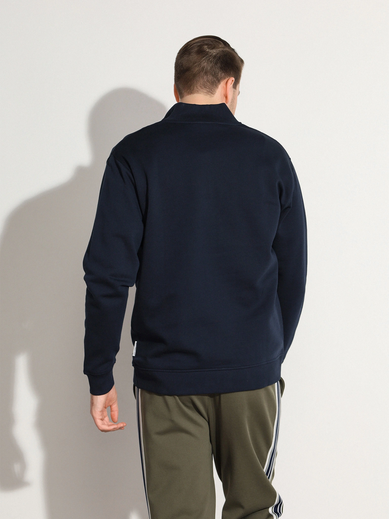 Толстовка темно-синего цвета из хлопка